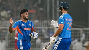 T20 WC 2026: Sunil Gavaskar, Abhishek Nayar Doff Their Hat To Samson’s 97-run Innings At Eden Gardens Vs West Indies
