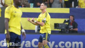 Al-Nassr Edge Al-Ahli 2-0 As Ronaldo And Coman Seal Key Win In Title Race