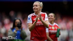 Arsenal Women Beat Lyon In Champions League Semi-Final First Leg