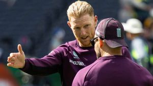 Stokes denies rift with England head coach McCullum
