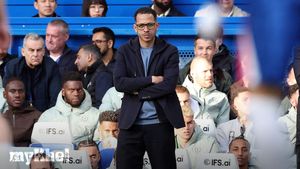 Chelsea Manager Liam Rosenior Says He Is Accountable After Defeat To Manchester City