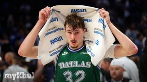 Cooper Flagg Keeps Focus On Growth After 51-Point Night Vs Orlando