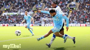 Coventry City Hold Championship Leaders To Goalless Draw As Promotion Party Put On Hold
