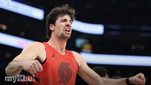 Deni Avdija Caps Blazers Comeback With 41 Points In Play-In Win Over Suns
