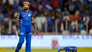 GT vs MI IPL 2026: Here's What Hardik Pandya Said To Tilak Verma During The Middle Of Innings