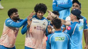 DC vs GT Prediction: Who Will Win Delhi Capitals vs Gujarat Titans IPL 2026 Match 14 Today?
