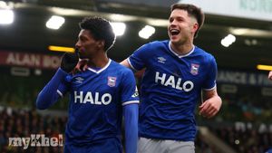 Ipswich Town Edge Derby Victory Over Norwich City To Boost Promotion Bid