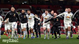 Leeds United Win Over Manchester United Stirs Relegation Rivals, Carragher Says