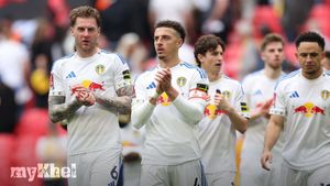 Leeds United Learn From FA Cup Exit Ahead Of Premier League Relegation Battle
