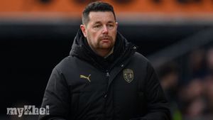 Lens Boss Criticises PSG Fixture Postponement As Title Race Tightens