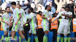 Man City Edge In Premier League Title Race, Rooney Says Arsenal Must Watch The Mental Edge