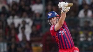 RCB vs LSG IPL 2026: Mitchell Marsh Launches Bhuvi's Delivery With A Colossal 102-Metre Six