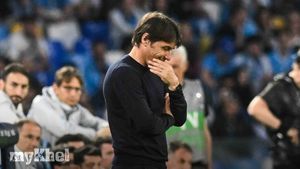 Napoli's Conte Calls For Quick Recovery After Lazio Defeat