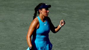 Charleston Open: Pegula takes her time to outlast Putintseva for longest career win