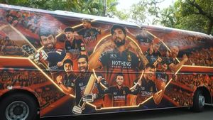 IPL 2026: RCB's Team Bus Visual Puts Fans at the Centre, Celebrates the ‘12th Man Army'