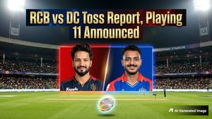 RCB vs DC Toss Report Playing 11: Delhi Capitals Won The Toss And Opted To Bowl First