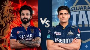 RCB vs GT Pitch Report: How Will M Chinnaswamy Stadium Pitch Play in IPL 2026 Match 34?