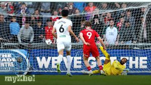 Swansea City Middlesbrough 2-2 Draw Keeps Promotion Hopes Alive In Championship