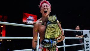 Takeru Segawa Stuns Rodtang Jitmuangnon With Dramatic TKO To Claim Interim Gold At ONE SAMURAI 1