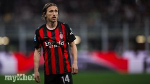 AC Milan Modric Absence Prompts Allegri To Seek Lesson For Milan Against Sassuolo