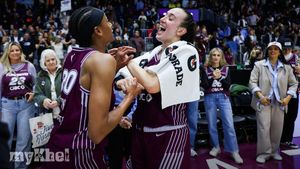 Brittney Sykes Leads Toronto Tempo With 31 Points To Beat Phoenix Mercury