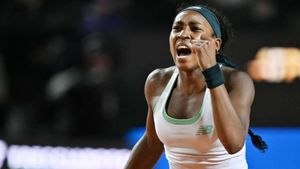 Comeback queen Gauff into Rome semi-finals after battling past Andreeva