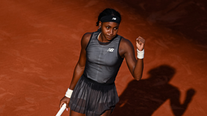 French Open: Gauff rolls on in Roland-Garros title defence