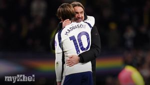 James Maddison Backed By Daniel Farke To Shape Spurs Relegation Run-In