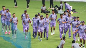 KKR vs GT IPL 2026: Preview, Head-to-Head Record As Knight Riders Return to Eden For Must-Win Clash