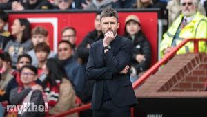 Carrick: Manchester United Future Is Out Of My Hands Amid Full-Time Role Talk