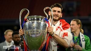 Paris Saint-Germain Can Defend Champions League Title, Says Kvaratskhelia Ahead Of Arsenal Final