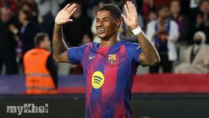Rashford Should Stay At Barcelona, Says Frenkie De Jong After Loan Season
