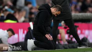 Tottenham Leeds Draw Shows Pressure On Spurs, De Zerbi Admits