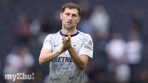 Ben Davies Signs New Spurs Contract As Yves Bissouma Leaves Free