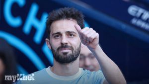 Bernardo Silva's Adaptability Could Fit Into Every Dressing Room In World Football, Says Martinez