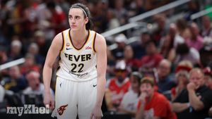 Caitlin Clark Exits Fever Loss With Back Injury As Mercury Edge Fever