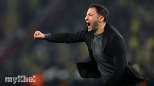 Domenico Tedesco Named Bologna Head Coach As Club Replaces Italiano