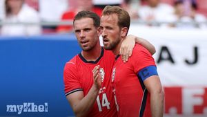 England Beat New Zealand 1-0 As Kane Extends Scoring Run In Heat