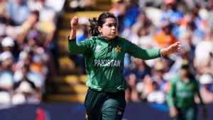 The Hundred 2026: Pakistan Captain Fatima Sana Creates History, To Play For Birmingham Phoenix