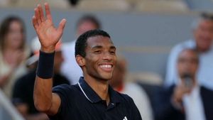 French Open: Auger-Aliassime into quarter-finals after big-serving win over Tabilo