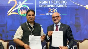 FIE, FAI Sign MoU in New Delhi to Boost Fencing Ahead of LA28 Olympics