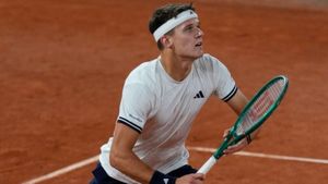 Who Is Jakub Menšík? The 20-Year-Old Czech Star Who Reached the French Open Semifinals