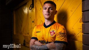 Kieran Trippier Transfers To Wolves On Two-Year Deal To Support Championship Return