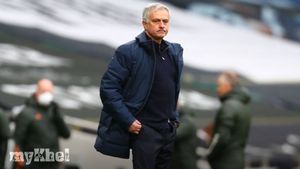 Mourinho Says He Couldn't Believe Spurs Sacking Days Before 2021 EFL Cup Final