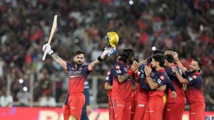 IPL 2026 Final Award Winners: Full List of Awards, Prize Money after RCB vs GT Final as RCB become Champions