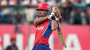 Shashank Singh Booked: Punjab Kings Batter, Father Named in FIR Over Cook Assault Allegations