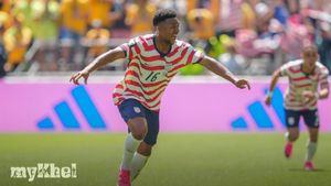 USA Beats Australia 2-0 As Freeman Seals A Last-32 Berth For The Host Nation