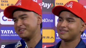 IPL 2026: 'Kitne Doodh Peete Ho?' Vaibhav Sooryavanshi blushes with Reply after Ravi Shastri Question
