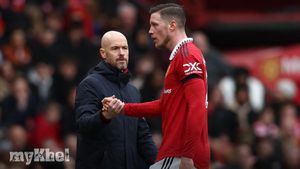 Weghorst Reunites With Ten Hag At FC Twente On Free Transfer
