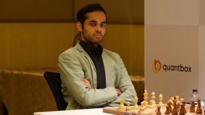 Arjun Erigaisi Beats Hans Niemann to Secure India's First Win at Chennai Grand Masters 2026
